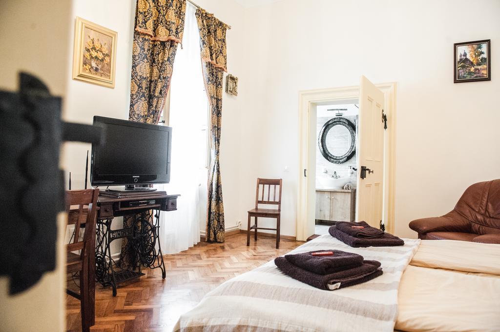 Brukenthal Central Apartments Sibiu Exterior photo